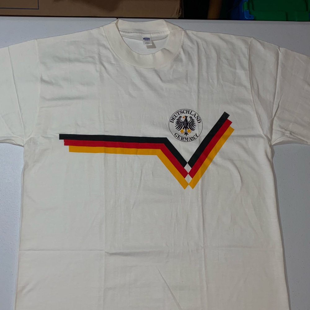 Germany 🇩🇪 Soccer Shirt | Size Large - Picture 4 of 9